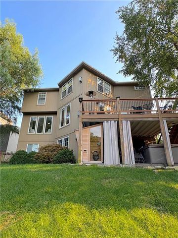 21714 W 96th Street, Lenexa, KS 66220