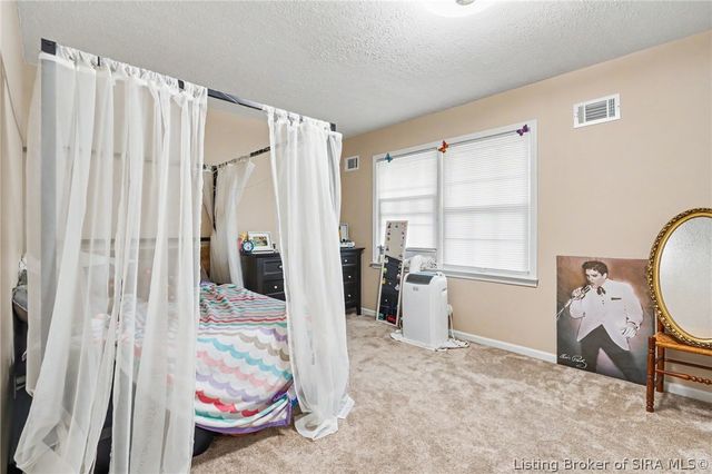 1438 McCartin Drive, New Albany, IN 47150