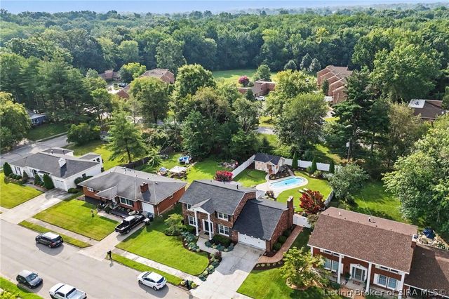 1438 McCartin Drive, New Albany, IN 47150