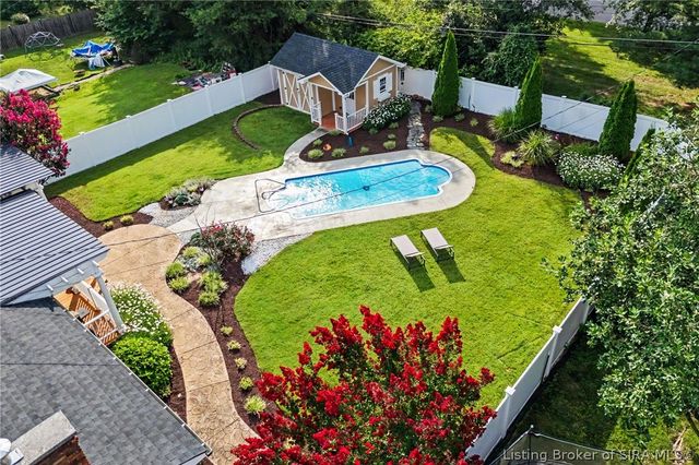 1438 McCartin Drive, New Albany, IN 47150