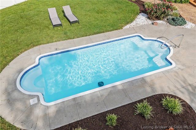 1438 McCartin Drive, New Albany, IN 47150