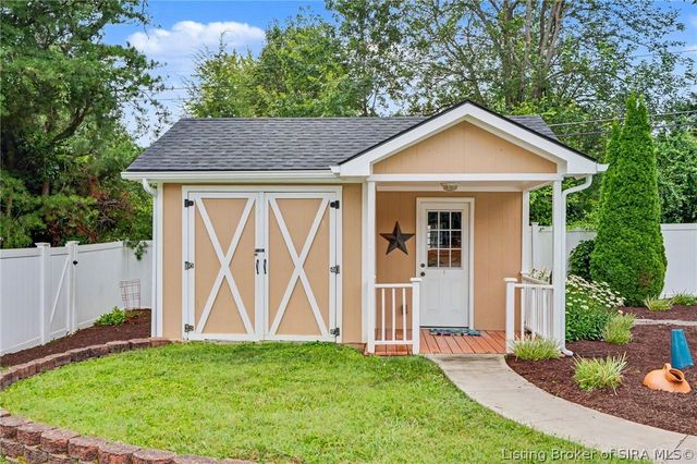 1438 McCartin Drive, New Albany, IN 47150