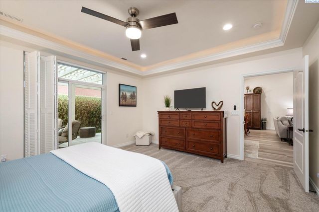 9309 Majestia Ln, Pasco, WA 99301