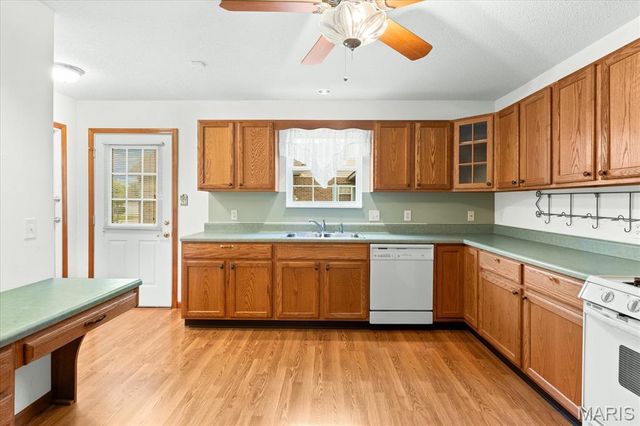 2245 Wellington Drive, Belleville, IL 62221