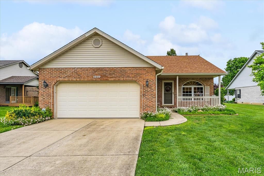 2245 Wellington Drive, Belleville, IL 62221