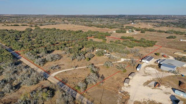 88 Wendel Rd, Harper, TX 78631