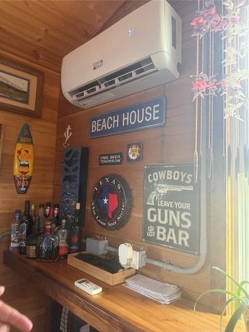 72 Pelican Street, Sargent, TX 77414