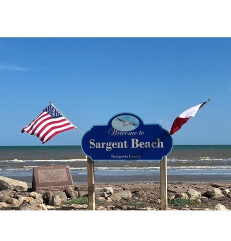 72 Pelican Street, Sargent, TX 77414