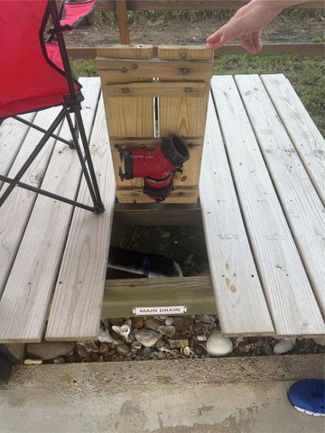 72 Pelican Street, Sargent, TX 77414