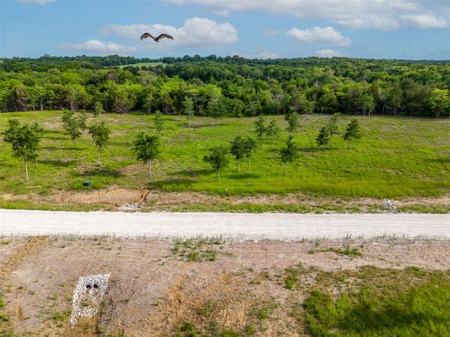 398 Timberland Heights, Windom, TX 75492