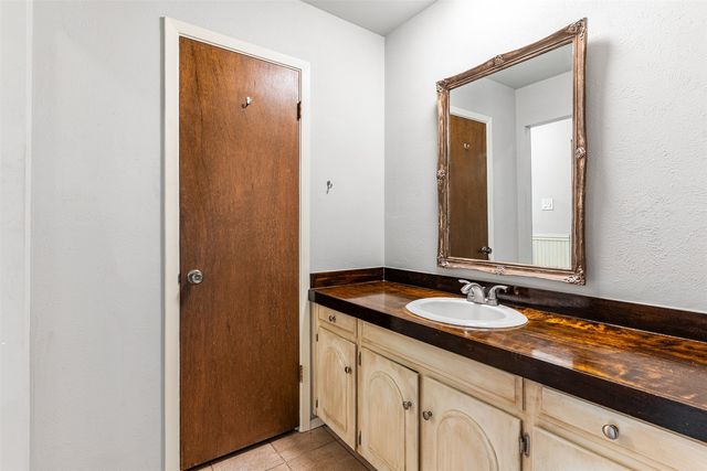 1613 Janice Lane, Fort Worth, TX 76112