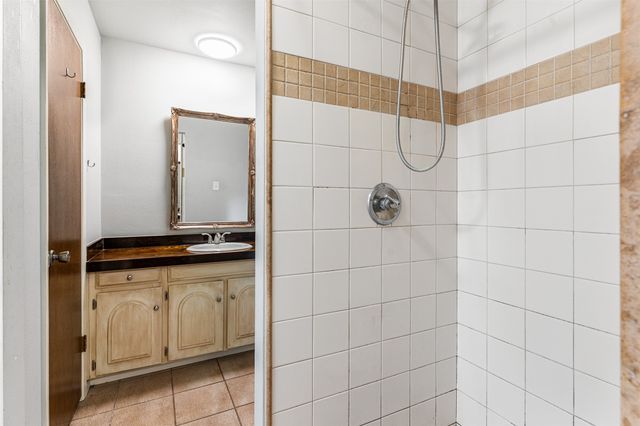 1613 Janice Lane, Fort Worth, TX 76112