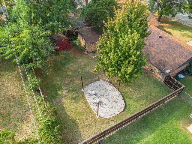 1613 Janice Lane, Fort Worth, TX 76112