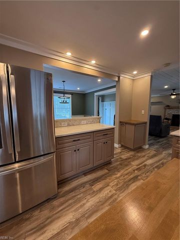 513 Sydenham BLVD, Chesapeake, VA 23322