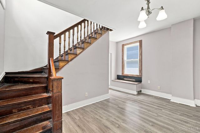 2530 Hemlock Street, Cincinnati, OH 45206