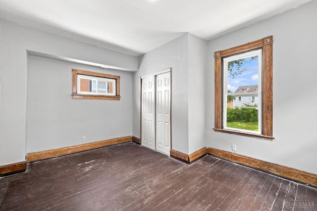 2530 Hemlock Street, Cincinnati, OH 45206