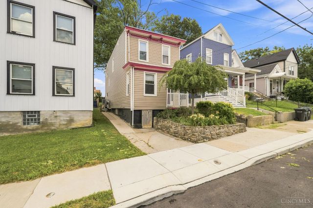 2530 Hemlock Street, Cincinnati, OH 45206