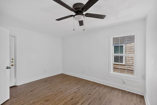 5586 Pinson Street, Fort Worth, TX 76119