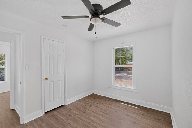 5586 Pinson Street, Fort Worth, TX 76119