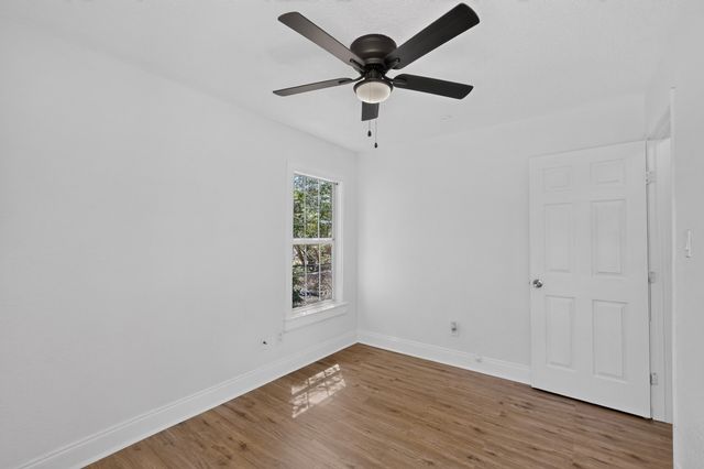 5586 Pinson Street, Fort Worth, TX 76119