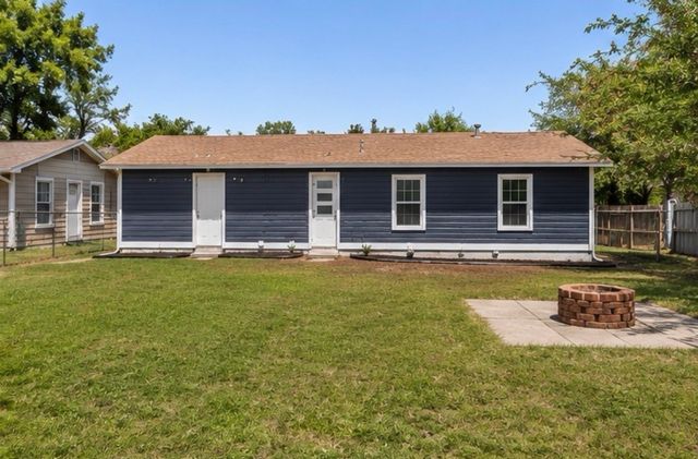 5586 Pinson Street, Fort Worth, TX 76119