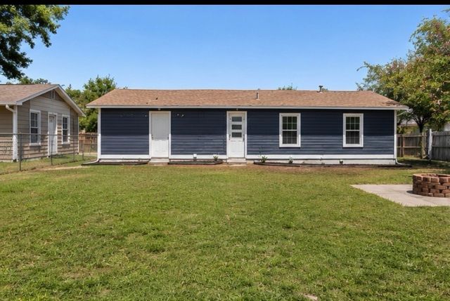 5586 Pinson Street, Fort Worth, TX 76119
