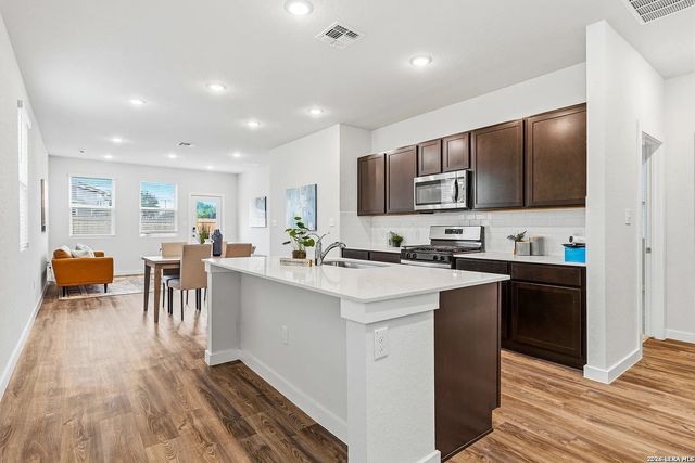 5702 Topaz, San Antonio, TX 78222