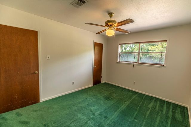 117 Dogwood Trail, Bellville, TX 77418