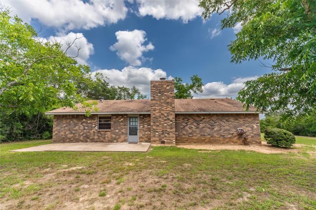 117 Dogwood Trail, Bellville, TX 77418