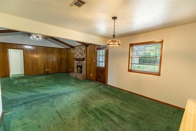 117 Dogwood Trail, Bellville, TX 77418