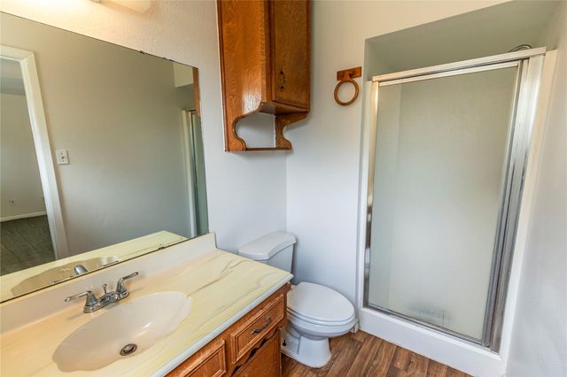 117 Dogwood Trail, Bellville, TX 77418