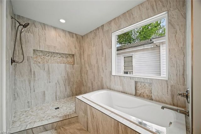 218 Chestnut ST, Suffolk, VA 23434