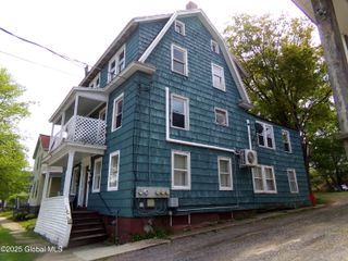 12 Hoosac Street, Johnstown, NY 12095