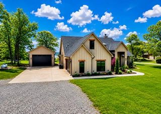 138 Eagles Nest Drive, Eufaula, OK 74432