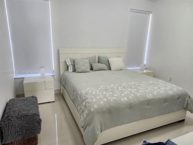 9195 Fontainebleau Blvd 6, Miami, FL 33172