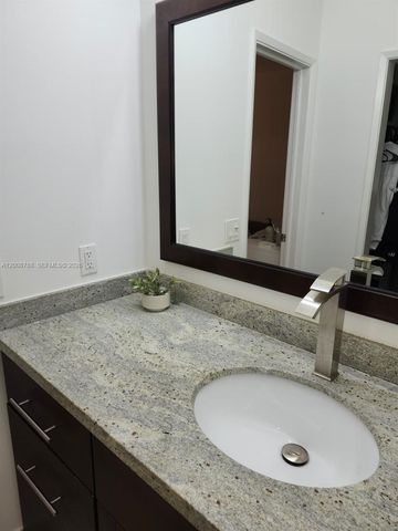 9195 Fontainebleau Blvd 6, Miami, FL 33172