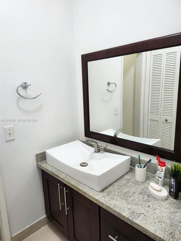 9195 Fontainebleau Blvd 6, Miami, FL 33172