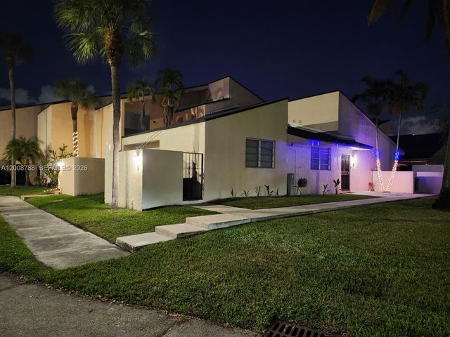 9195 Fontainebleau Blvd 6, Miami, FL 33172