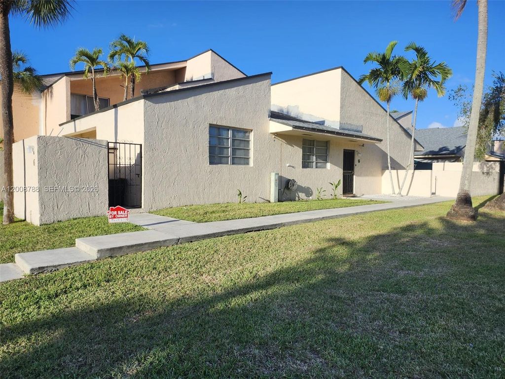 9195 Fontainebleau Blvd 6, Miami, FL 33172