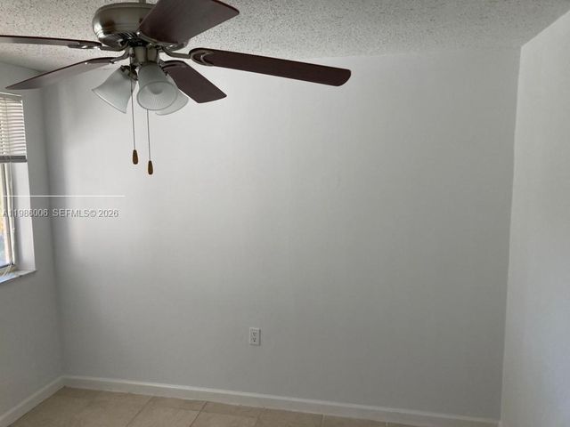 16304 Glenmoor Dr 16304, West Palm Beach, FL 33409