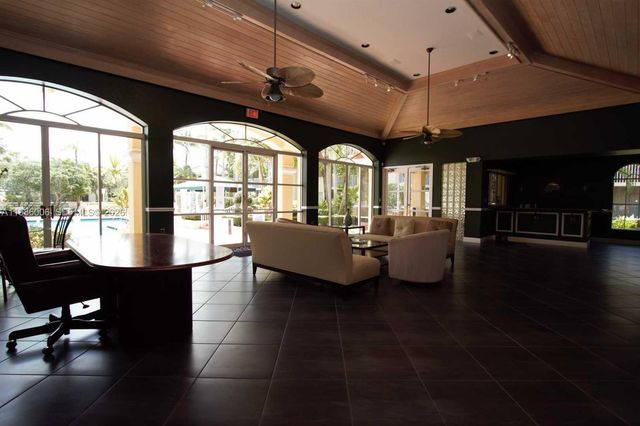 16304 Glenmoor Dr 16304, West Palm Beach, FL 33409