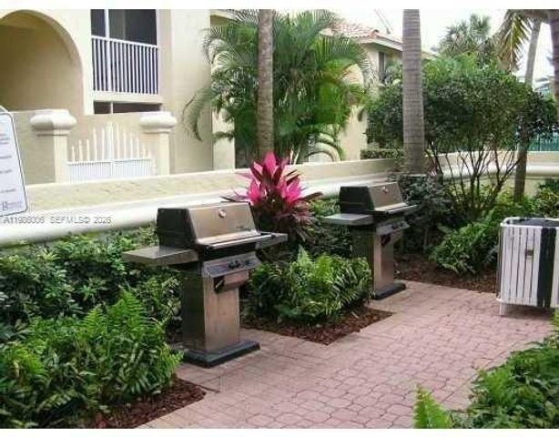 16304 Glenmoor Dr 16304, West Palm Beach, FL 33409