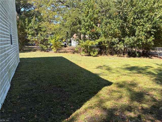 214 W Government AVE, Norfolk, VA 23503