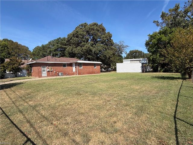 214 W Government AVE, Norfolk, VA 23503