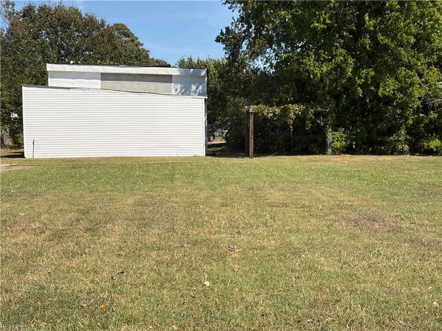 214 W Government AVE, Norfolk, VA 23503