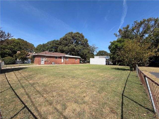 214 W Government AVE, Norfolk, VA 23503