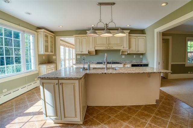 5201 W 38TH Street, Erie, PA 16506