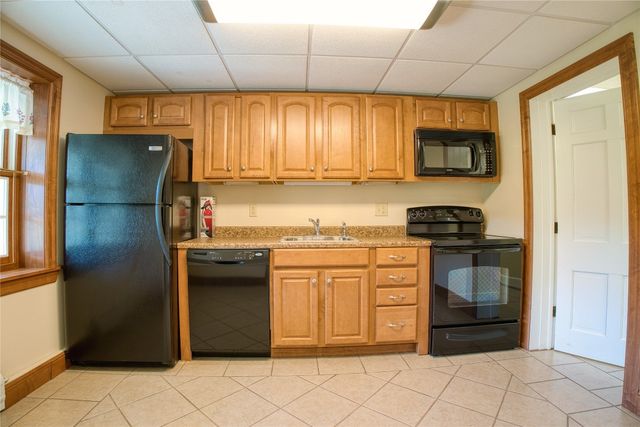 5201 W 38TH Street, Erie, PA 16506