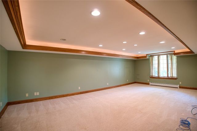 5201 W 38TH Street, Erie, PA 16506