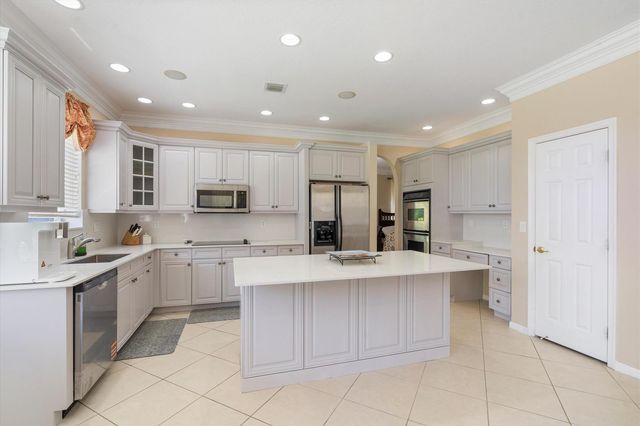 2880 Shaughnessy Drive, Wellington, FL 33414